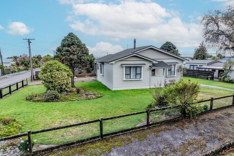 Photo of property in 25 Gow Street, Ross, 7812
