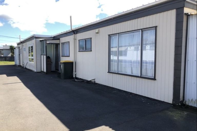 Photo of property in 2/14 Swan Crescent, Pakuranga, Auckland, 2010