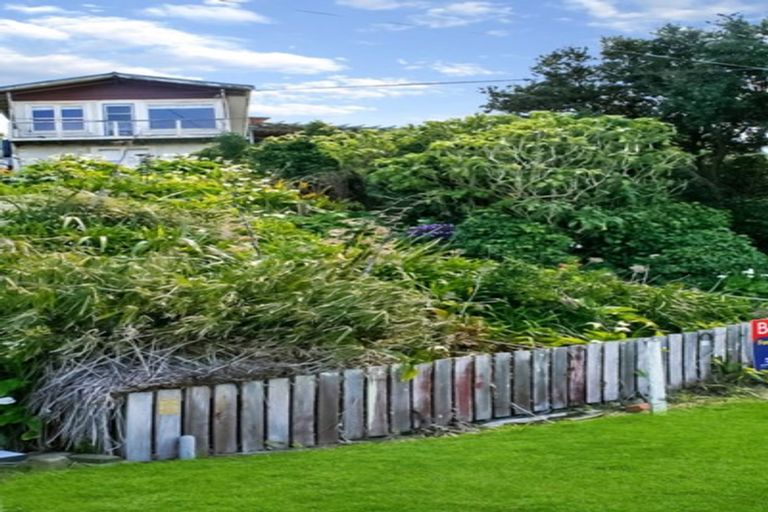 Photo of property in 2798a Coast Road, Akitio, Pongaroa, 4991