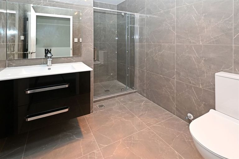 Photo of property in 37e Cornwall Road, Papatoetoe, Auckland, 2025