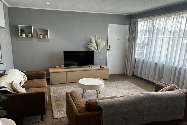 Photo of property in 4/8 Lee Road, Taradale, Napier, 4112