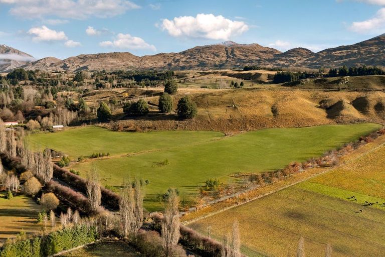 Photo of property in 99 Speargrass Flat Road, Speargrass Flat, Queenstown, 9371