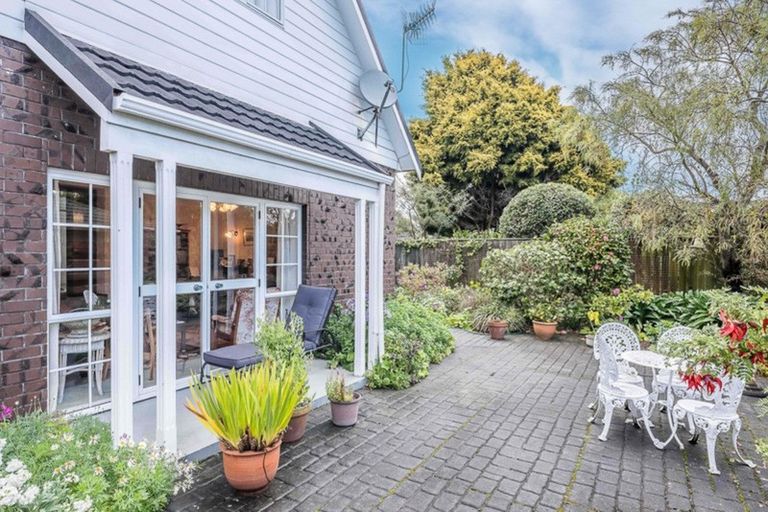 Photo of property in 2 Awanui Drive, Waikanae, 5036