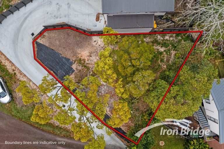 Photo of property in 10a Louise Place, Browns Bay, Auckland, 0630