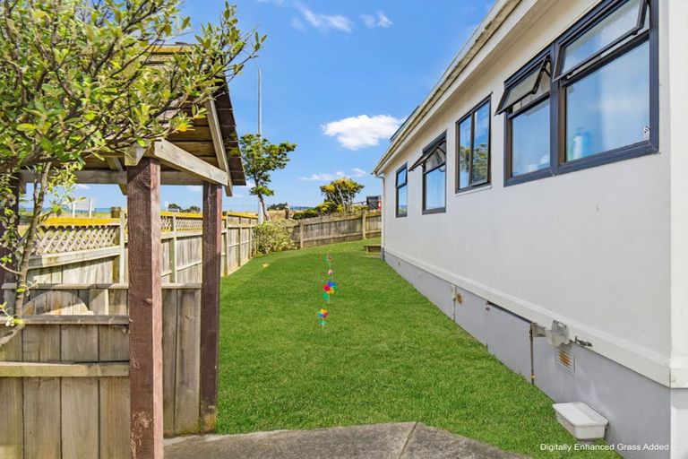 Photo of property in 214 Puriri Street, Castlecliff, Whanganui, 4501