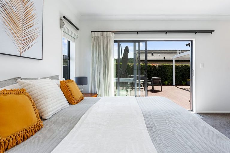 Photo of property in 54 Fruitlands Road, Kumeu, 0810