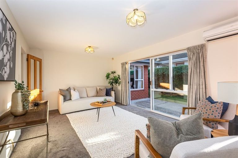 Photo of property in 2/79 Greers Road, Burnside, Christchurch, 8041