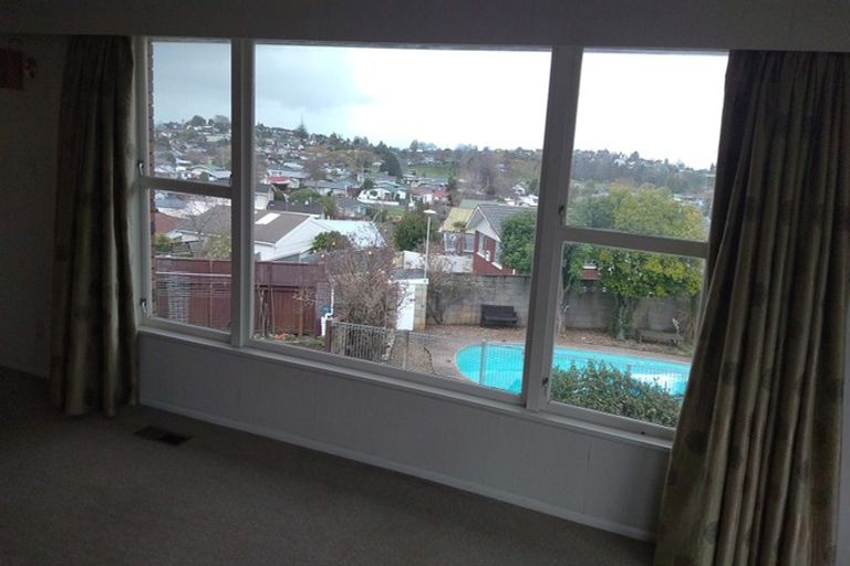 Photo of property in 112 Dinsdale Road, Dinsdale, Hamilton, 3204