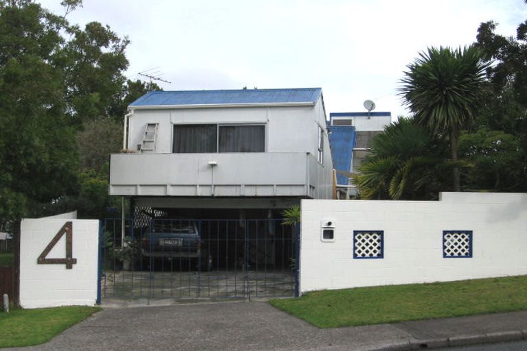 Photo of property in 4 Taitapu Street, Massey, Auckland, 0614