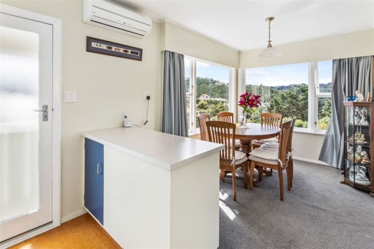 Photo of property in 16 Dominion Park Street, Johnsonville, Wellington, 6037