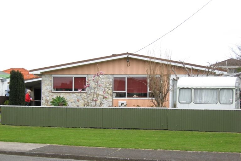 Photo of property in 8 Fitzroy Road, Fitzroy, New Plymouth, 4312