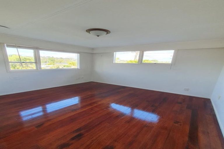 Photo of property in 28 Stanley Avenue, Milford, Auckland, 0620