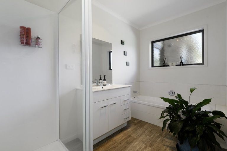 Photo of property in 74c Walter Henry Drive, Omanawa, Tauranga, 3171