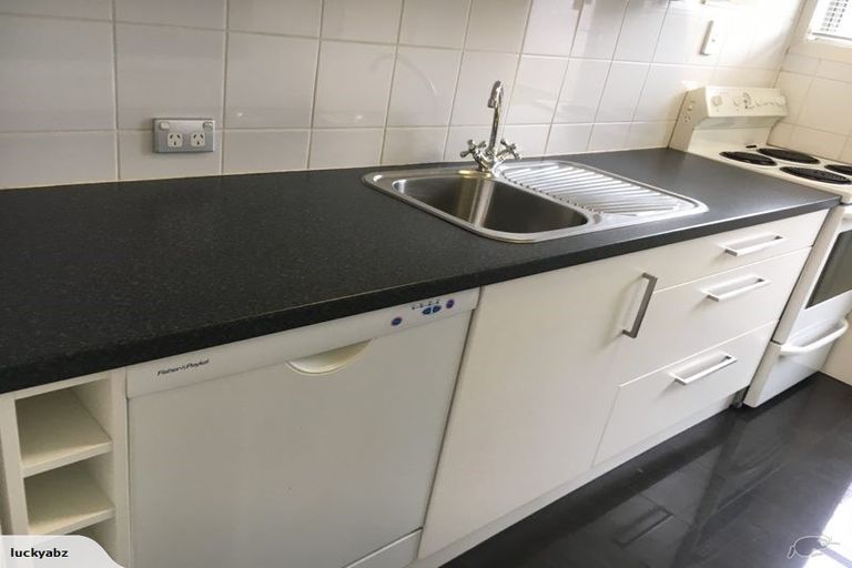 Photo of property in 2/54 Bishop Street, St Albans, Christchurch, 8014