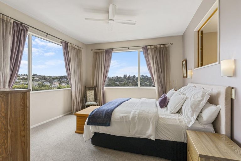 Photo of property in 25 Carnmore Place, Torbay, Auckland, 0630