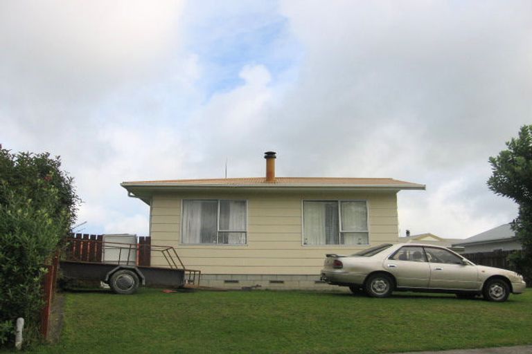 Photo of property in 30 Chatsworth Place, Highbury, Palmerston North, 4412