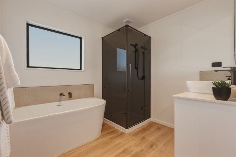 Photo of property in 14 Pelorus Street, Welcome Bay, Tauranga, 3112