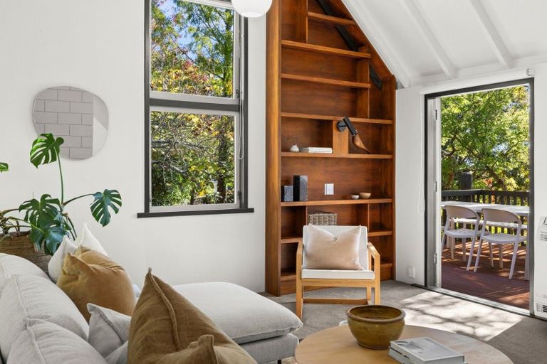 Photo of property in 25 Muritai Crescent, Havelock North, 4130