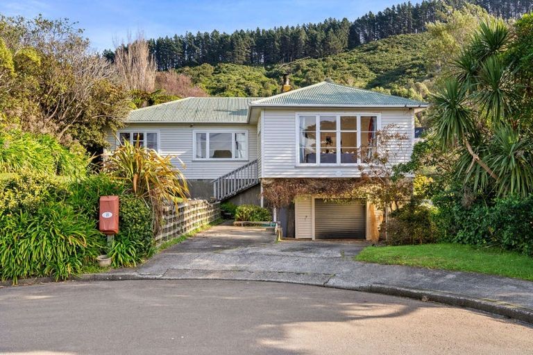 Photo of property in 23 Frederick Street, Tawa, Wellington, 5028