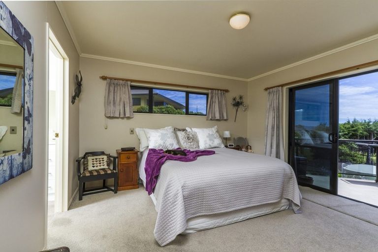 Photo of property in 5 Paradise Way, Pohara, Takaka, 7183