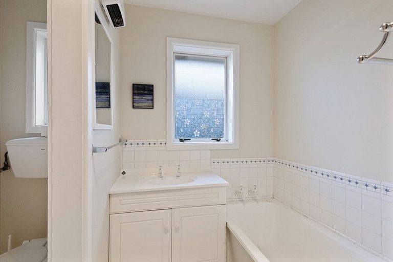 Photo of property in 65 Breezes Road, Avondale, Christchurch, 8061