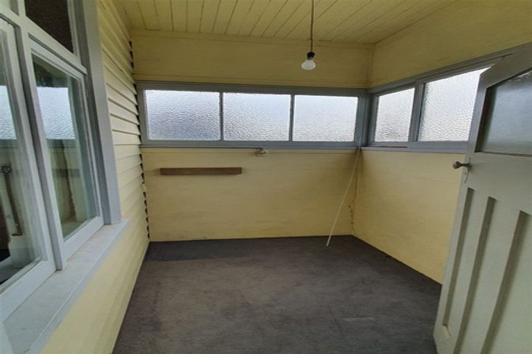 Photo of property in 17 George Street, Waimate, 7924