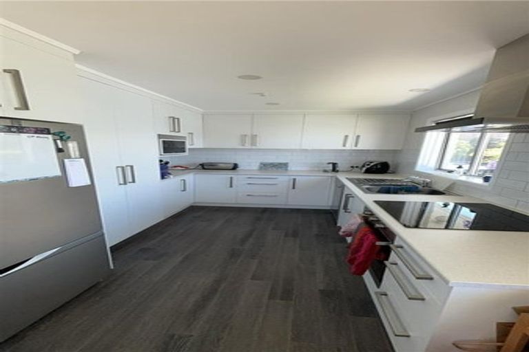 Photo of property in 79a Barrett Street, Westown, New Plymouth, 4310