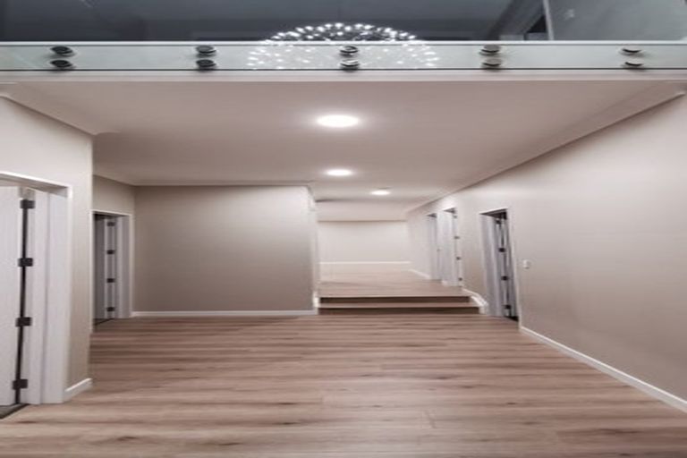 Photo of property in 30 Godfrey Drive, Orewa, 0931