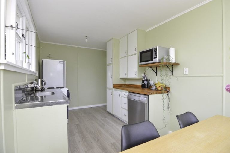 Photo of property in 26 Leicester Street, Terrace End, Palmerston North, 4410