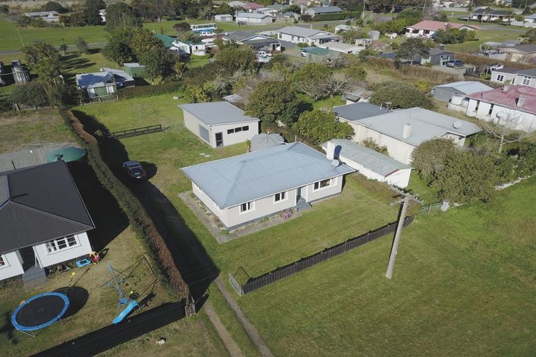 Photo of property in 6 Resolution Street, Tolaga Bay, 4077
