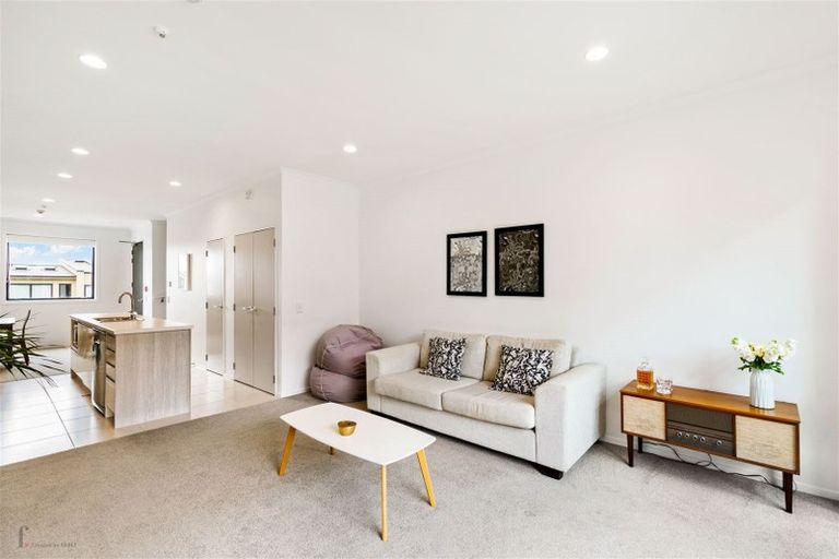 Photo of property in 4c Harakeke Road, Hobsonville, Auckland, 0618