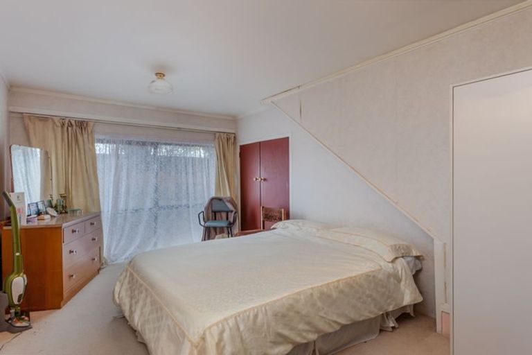 Photo of property in 639 Swanson Road, Swanson, Auckland, 0612