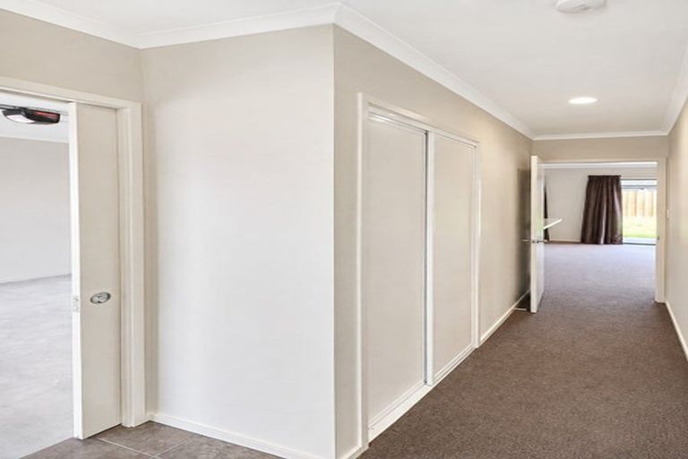 Photo of property in 35 Pakohe Street, Pegasus, 7612