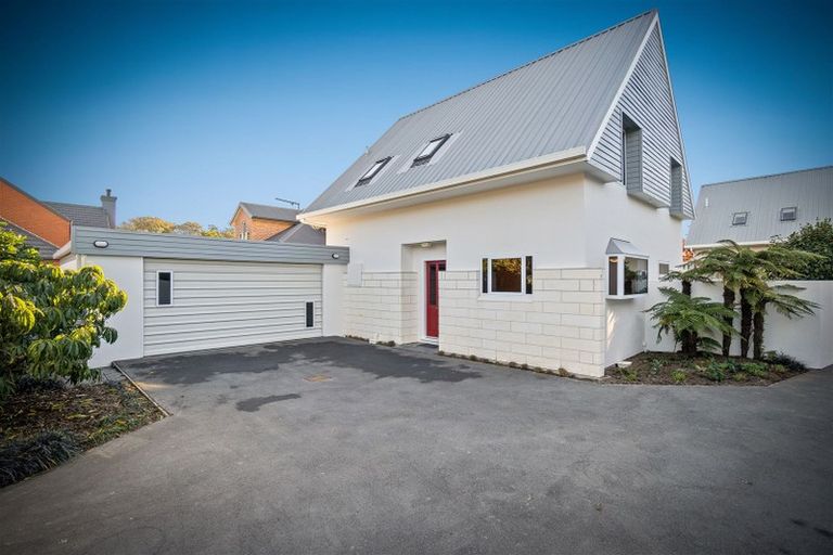 Photo of property in 11b Nutfield Lane, Cashmere, Christchurch, 8022