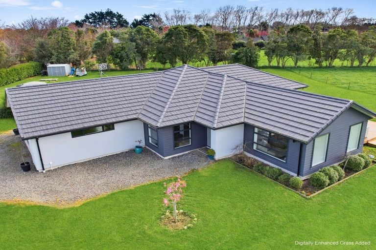 Photo of property in 283a Kimberley Road, Levin, 5571