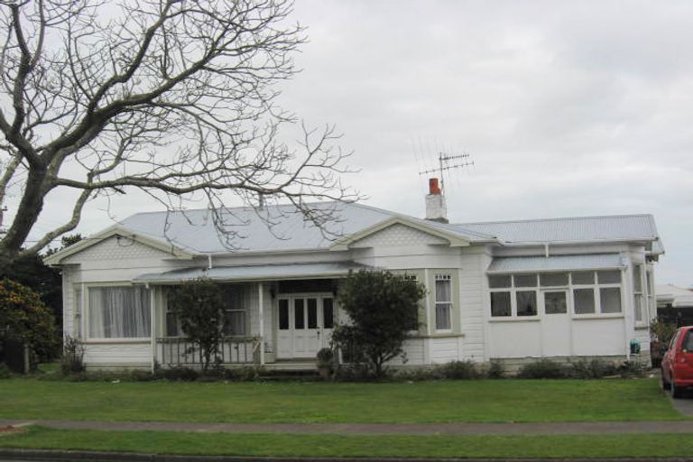 Photo of property in 131 Weraroa Road, Levin, 5510