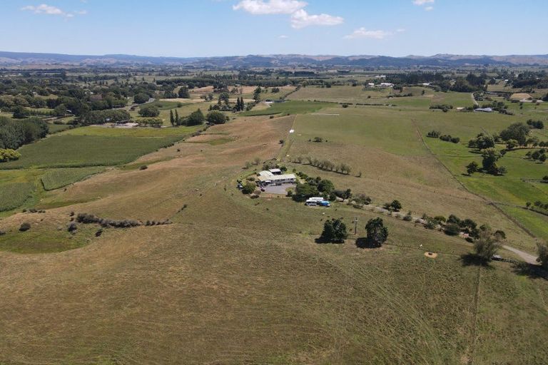 Photo of property in 816 Tuhikaramea Road, Ngahinapouri, Hamilton, 3290
