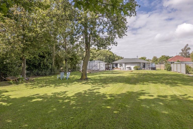 Photo of property in 15 Cross Street, Coalgate, 7673