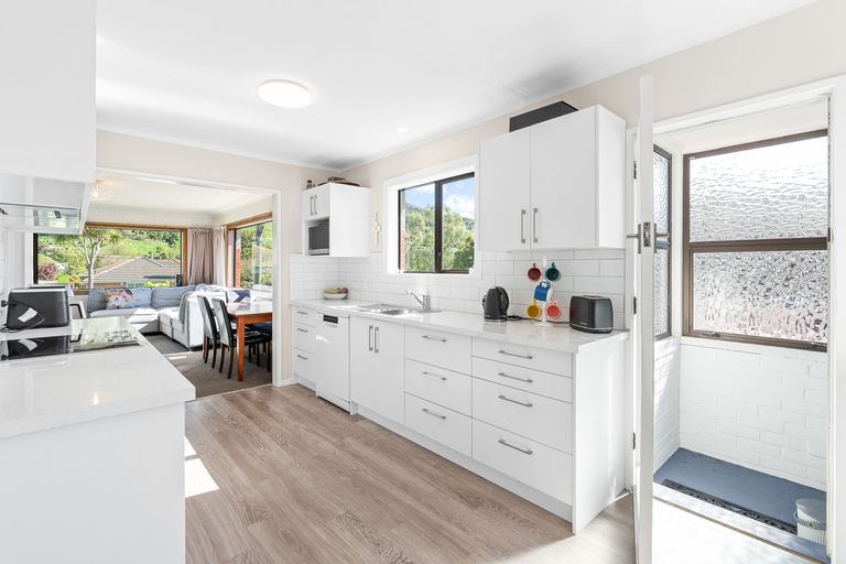 Photo of property in 130 Centennial Avenue, Helensburgh, Dunedin, 9010