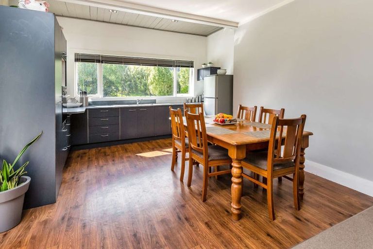 Photo of property in 392 Otaika Valley Road, Otaika, Whangarei, 0170