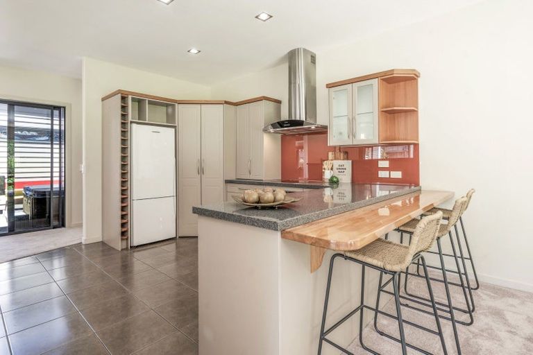 Photo of property in 6 Flaxen Way, Kinloch, Taupo, 3377