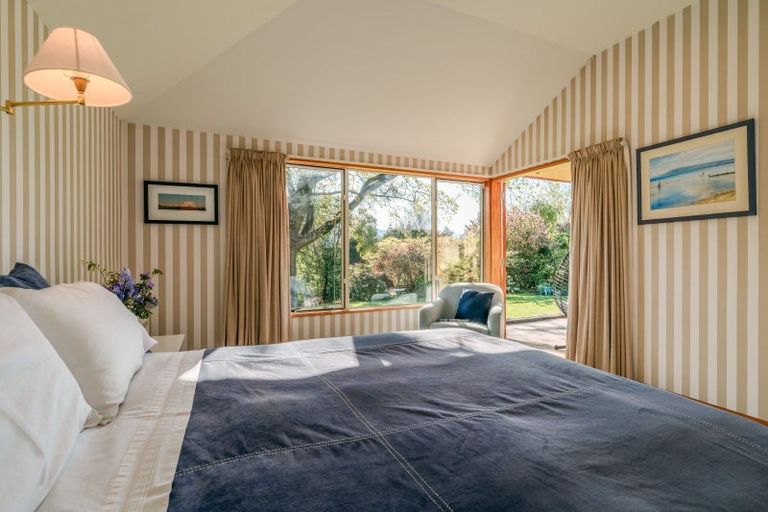 Photo of property in 30 Beacon Point Road, Wanaka, 9305