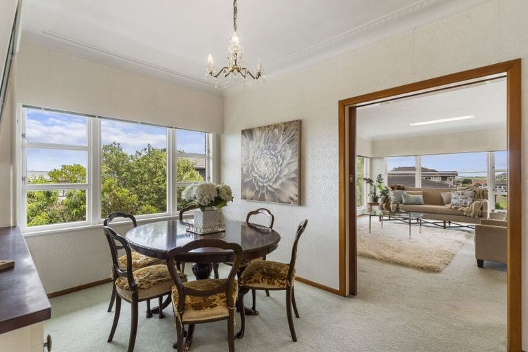 Photo of property in 100 Palmers Road, Clendon Park, Auckland, 2103