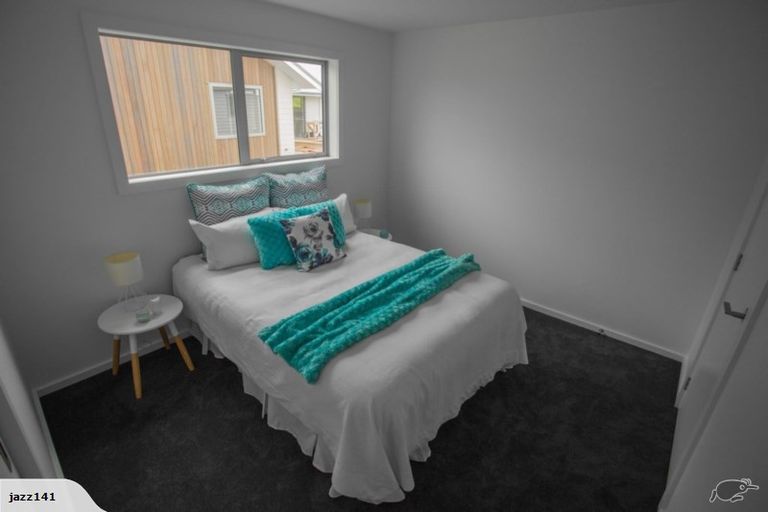 Photo of property in 68 Stace Hopper Drive, One Tree Point, 0118