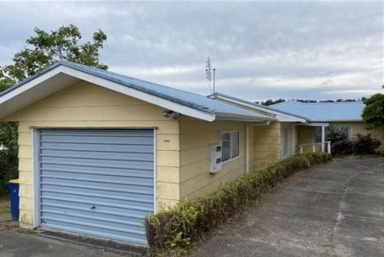 Photo of property in 85a Seaview Road, Glenfield, Auckland, 0629