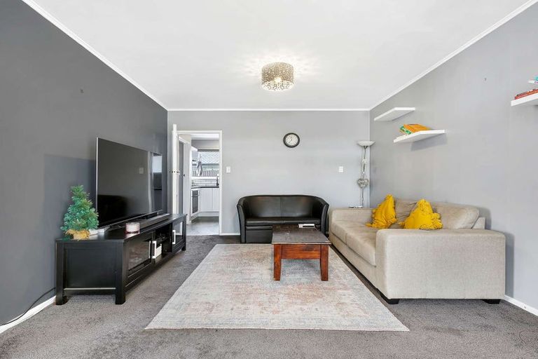 Photo of property in 2/608 Heretaunga Street East, Parkvale, Hastings, 4122