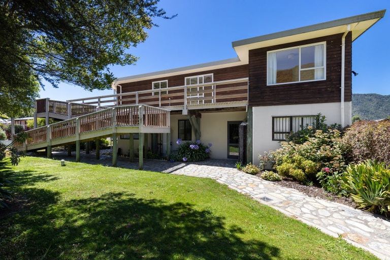 Photo of property in 15 Thompson Place, Anakiwa, Picton, 7281