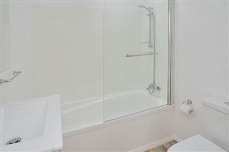 Photo of property in 384 Ilam Road, Bryndwr, Christchurch, 8053