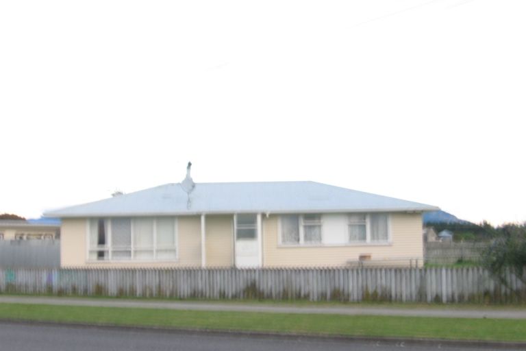 Photo of property in 4 Temuera Street, Otaki, 5512