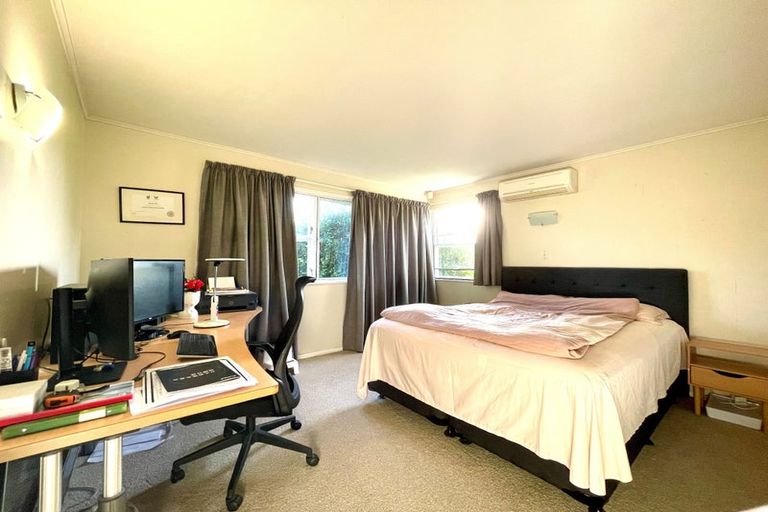 Photo of property in 102 Gills Road, Bucklands Beach, Auckland, 2014